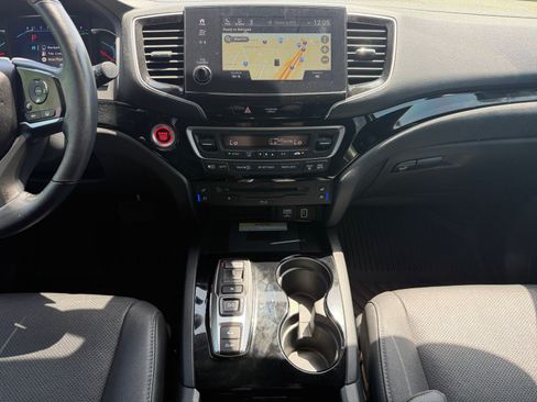 Used 2022 Honda Pilot Elite image 18