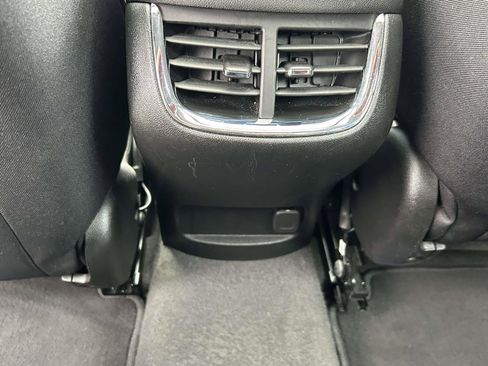 Used 2024 Chevrolet Malibu LT image 16