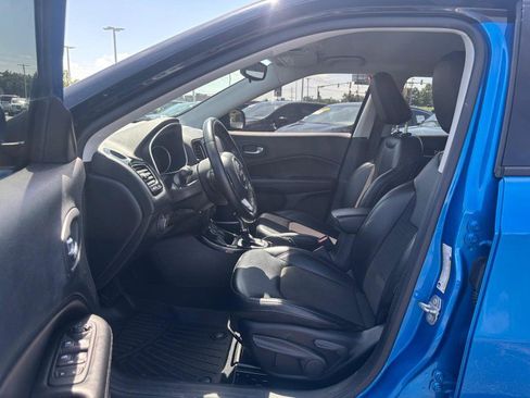 Used 2020 Jeep Compass Latitude AWD/4WD image 9