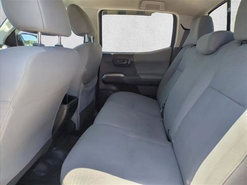 Used 2019 Toyota Tacoma SR5 RWD image 14