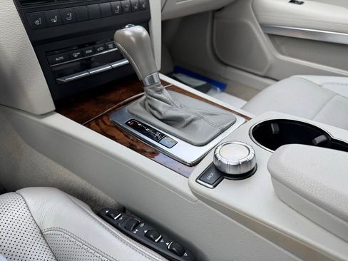 Used 2013 Mercedes-Benz E 350 Cabriolet w/ Premium 2 Pkg image 10