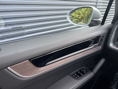 New 2026 Porsche Cayenne AWD/4WD image 18