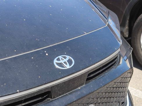 Used 2024 Toyota Crown XLE w/ Carpet Mat Package (TMS) image 6