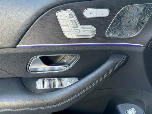 Used 2020 Mercedes-Benz GLS 450 4MATIC image 13