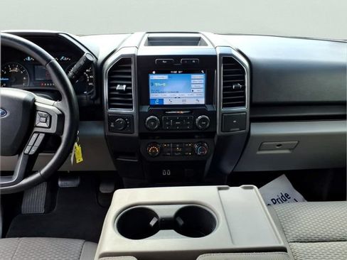 Used 2019 Ford F150 XLT w/ Equipment Group 302A Luxury AWD/4WD image 12