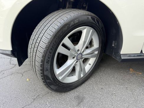 Used 2013 Mercedes-Benz ML 350 4MATIC image 30