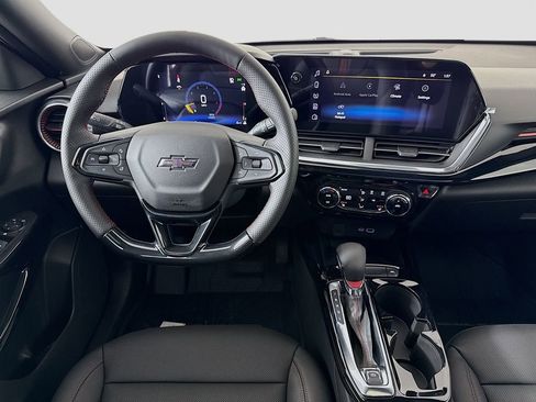 New 2026 Chevrolet Trax RS w/ Sunroof Package image 21