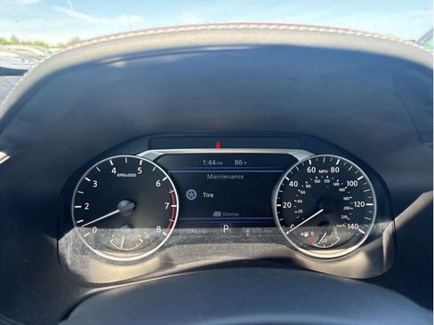 Used 2023 Nissan Altima 2.5 SR w/ SR Premium Package image 19