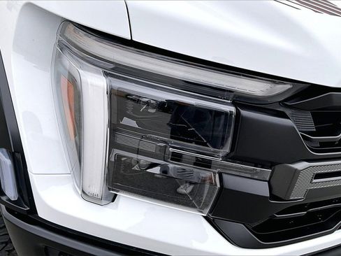 Used 2025 Ford F150 Raptor image 31