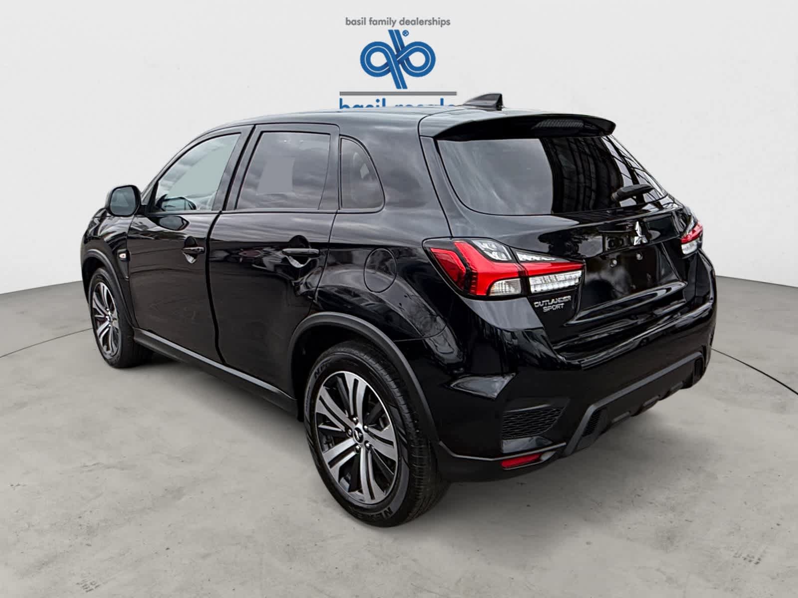 Used 2026 Mitsubishi Outlander Sport ES AWD/4WD image 4