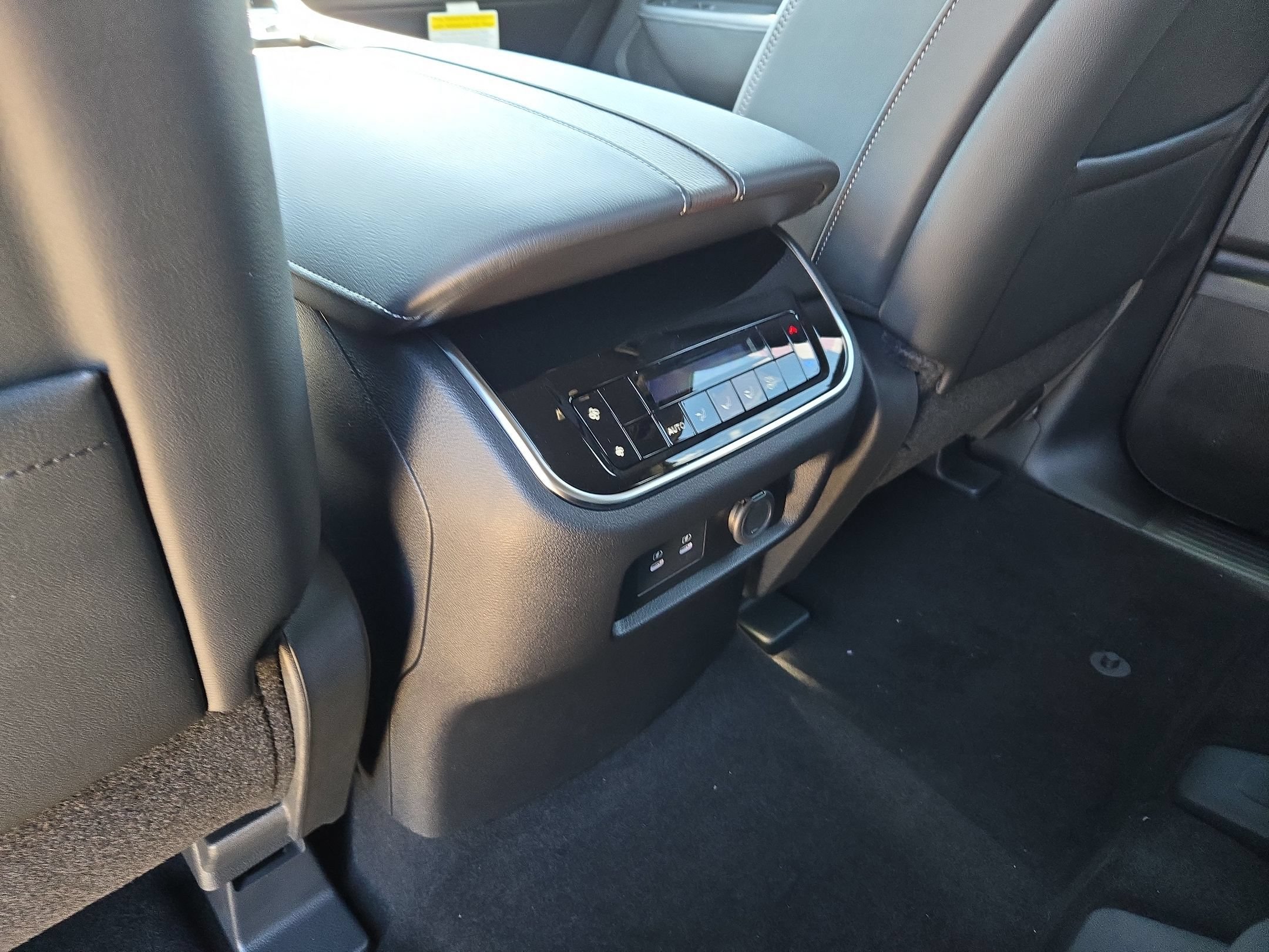 New 2026 Nissan Armada SL RWD image 18