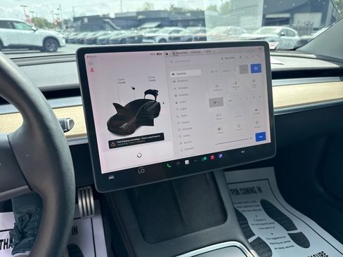 Used 2022 Tesla Model 3 Performance AWD/4WD image 17