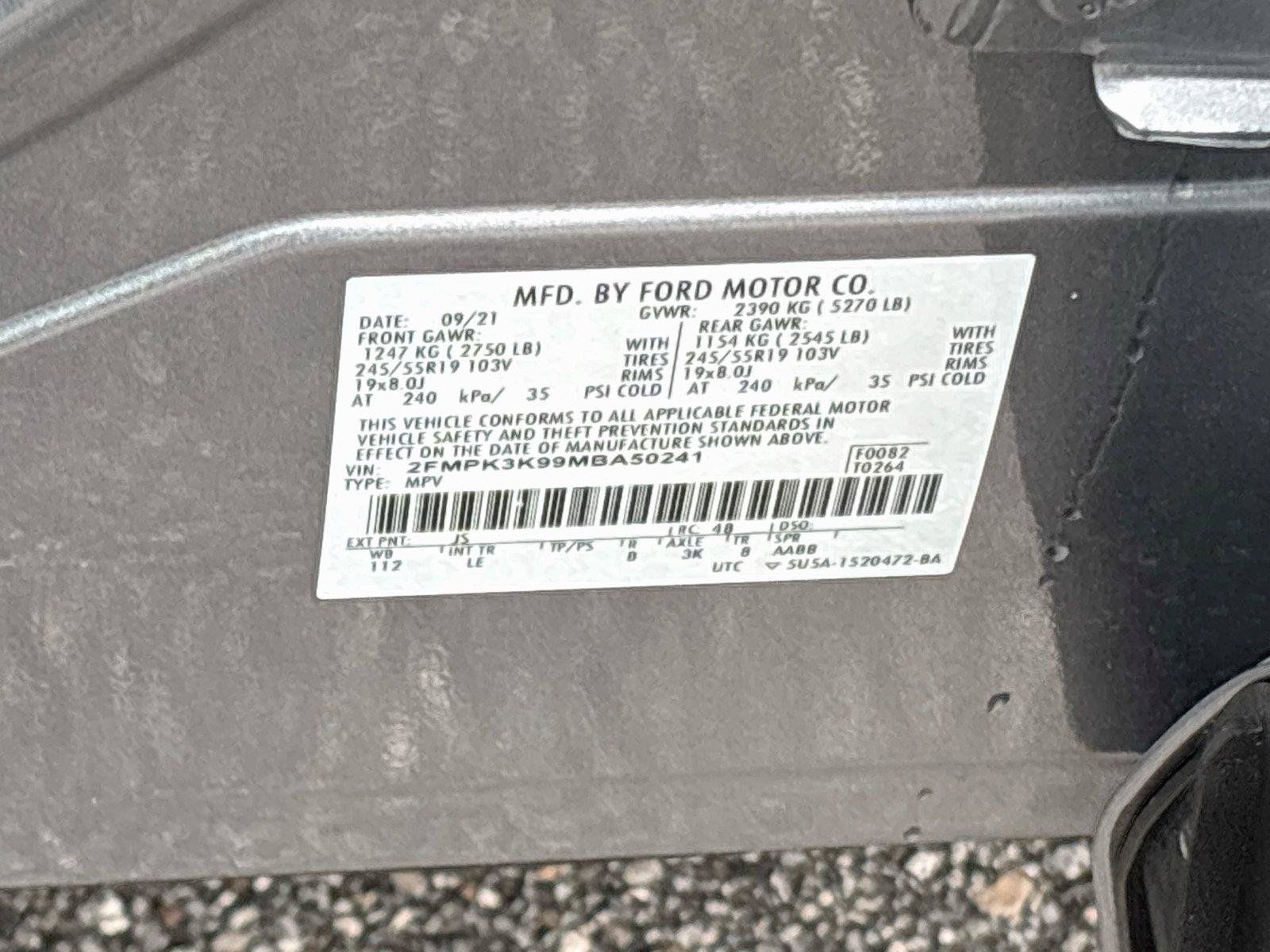Used 2021 Ford Edge Titanium w/ Cargo Accessory Package FWD image 32