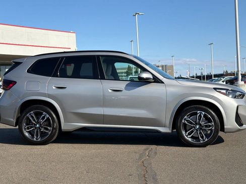 Used 2023 BMW X1 xDrive28i w/ Premium Package AWD/4WD image 6