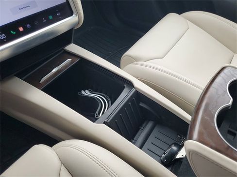 Used 2018 Tesla Model X 100D image 24