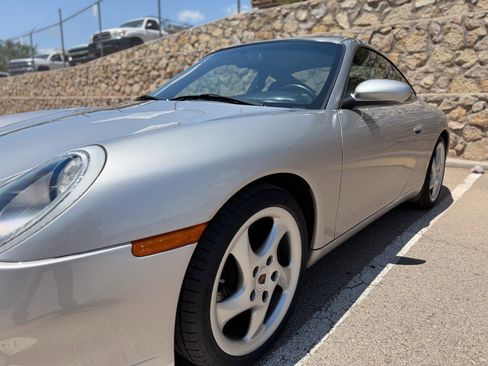 Used 2000 Porsche 911 Carrera image 28