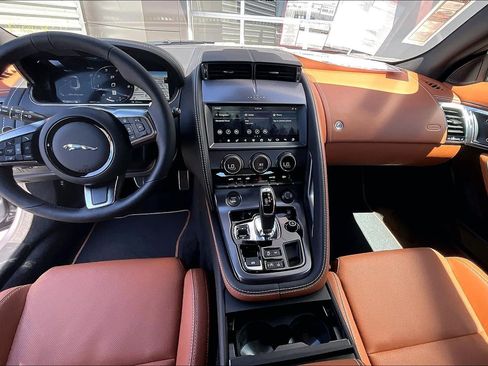 New 2024 Jaguar F-TYPE R-Dynamic image 5