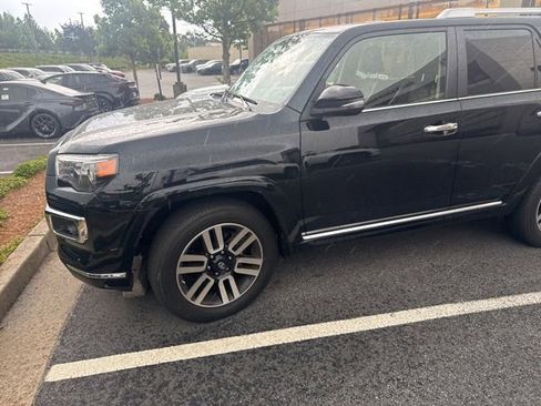 Used 2021 Toyota 4Runner Limited RWD image 2