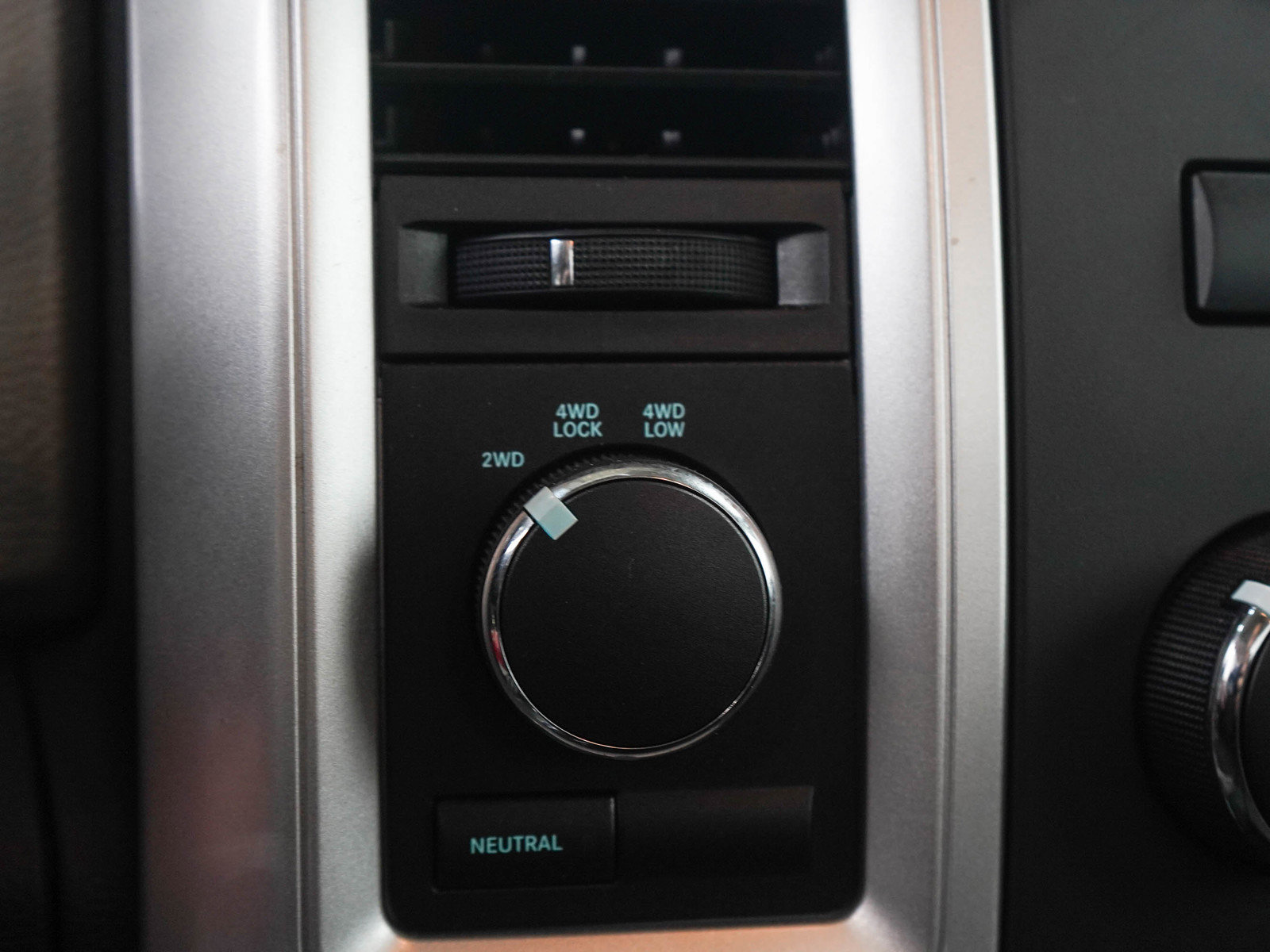 Used 2012 RAM 1500 Classic SLT w/ Remote Start & Security Group AWD/4WD image 21