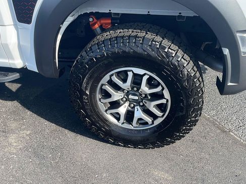 Used 2023 Ford F150 Raptor AWD/4WD image 34