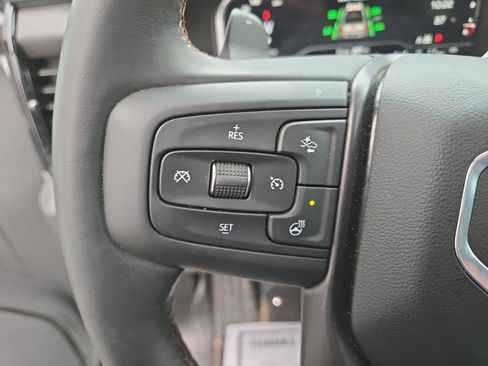 Used 2025 GMC Sierra 1500 AT4 w/ AT4 Premium Package image 17