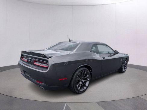Used 2023 Dodge Challenger R/T Scat Pack RWD image 5