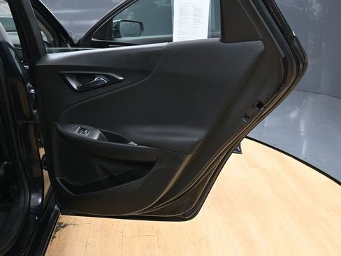 Used 2023 Chevrolet Malibu LT image 37