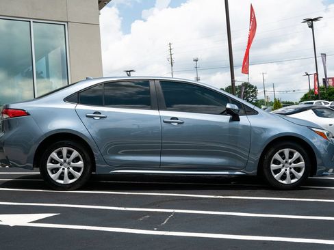 Used 2023 Toyota Corolla LE FWD image 10