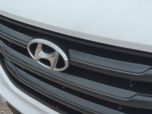 Used 2018 Hyundai Tucson Value FWD image 6
