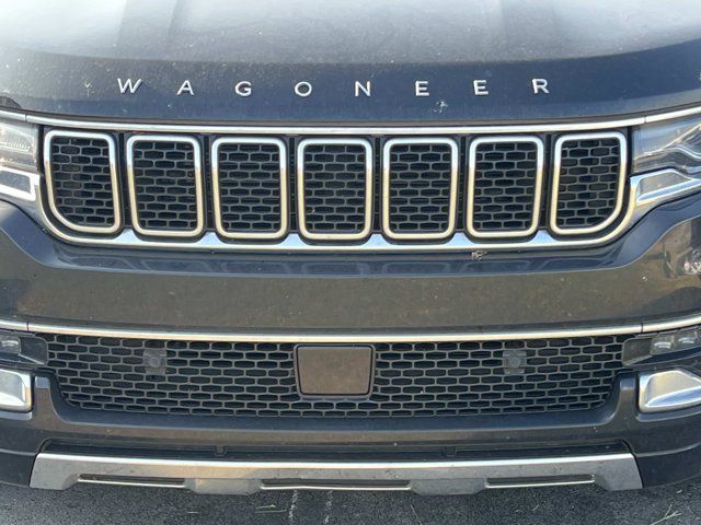 Used 2023 Jeep Wagoneer Series III w/ Preferred Equipment Group AWD/4WD image 7