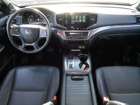 Certified 2023 Honda Passport EX-L image 10