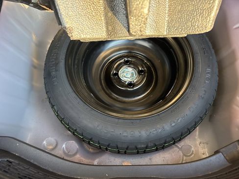 Used 2016 Honda Fit EX image 30