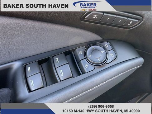 Used 2024 Buick Enclave Premium image 22