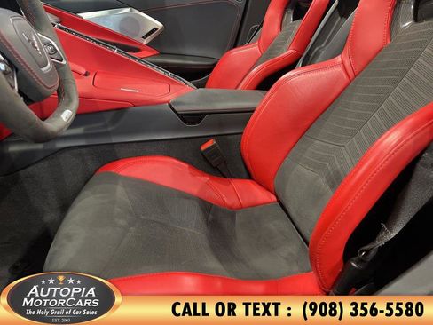 Used 2025 Chevrolet Corvette Z06 RWD image 15