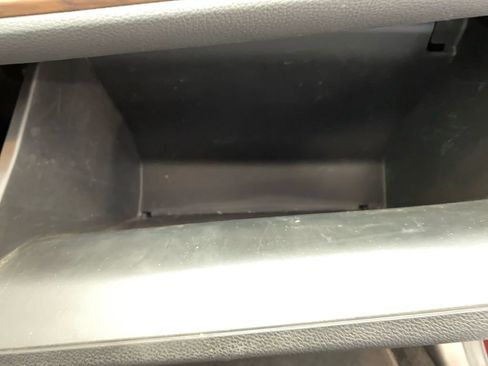 Used 2018 Honda CR-V Touring image 24