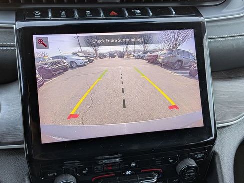 Certified 2023 Jeep Grand Cherokee L Limited w/ Black Appearance Package image 25