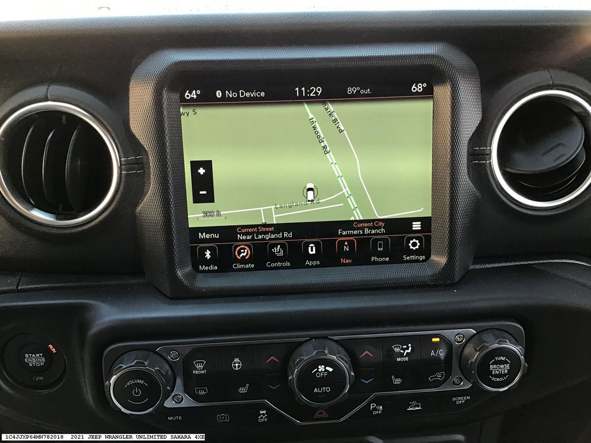 Used 2021 Jeep Wrangler Unlimited Sahara w/ Cold Weather Group AWD/4WD image 16