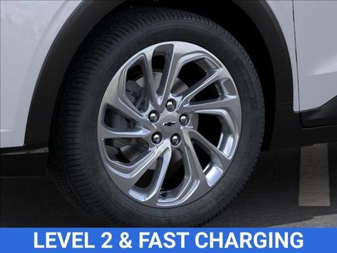 New 2027 Chevrolet Bolt LT FWD image 10