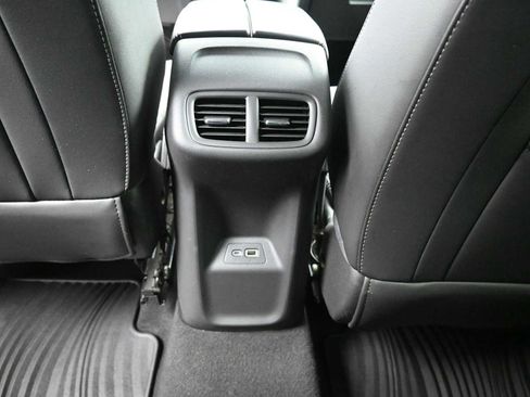 Used 2022 Buick Envision Preferred image 65