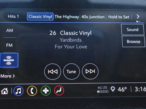 Used 2022 Chevrolet Malibu LT image 29