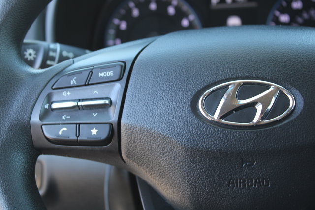 Used 2023 Hyundai Kona SEL AWD/4WD image 16