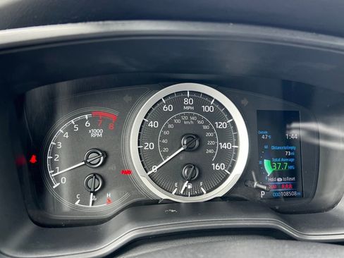 Used 2022 Toyota Corolla LE image 14