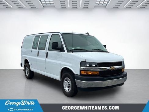 Used 2024 Chevrolet Express 2500 w/ Driver Convenience Package RWD image 1