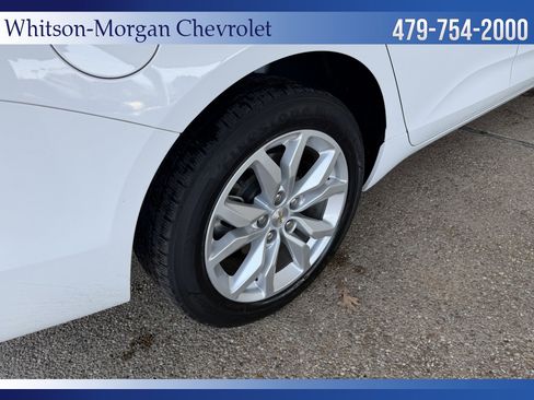 Used 2018 Chevrolet Impala LT image 9