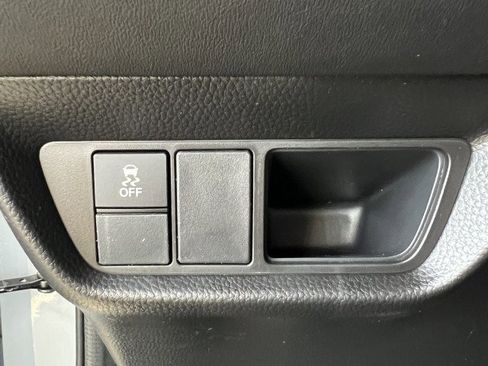 Used 2025 Honda HR-V Sport image 28