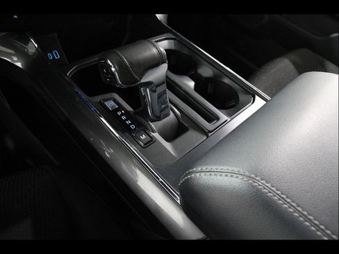 Used 2022 Ford F150 XLT w/ Equipment Group 302A High image 19