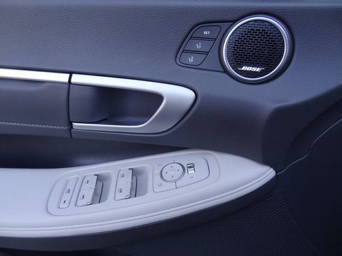 Used 2024 Hyundai Sonata Limited image 22