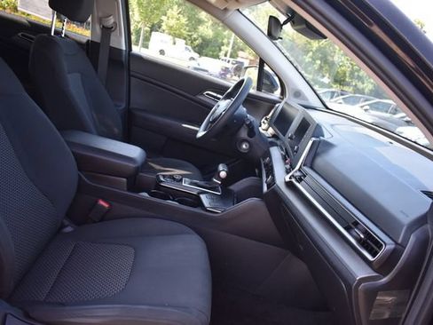 Certified 2023 Kia Sportage LX FWD image 13
