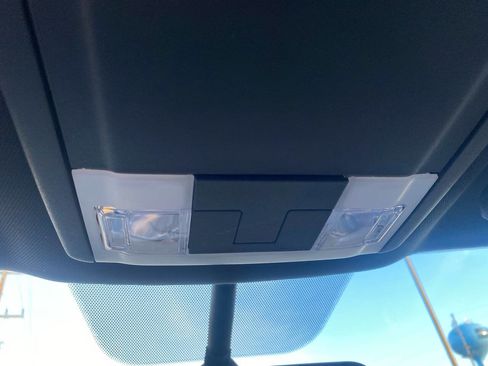 Used 2018 Ford Explorer XLT w/ Equipment Group 202A image 36