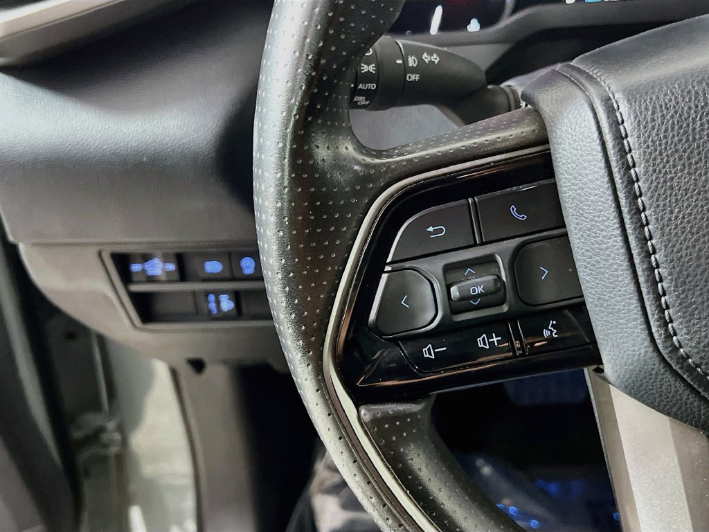 Used 2024 Toyota Tundra SR5 w/ SR5 Convenience Package RWD image 16